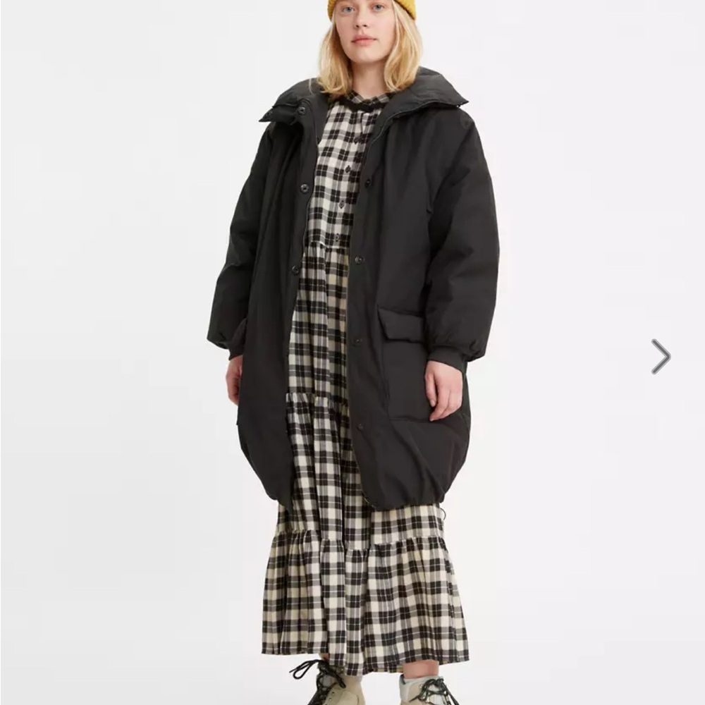 Levi's Women's Black Momo Down Pillow Puffer Jacket